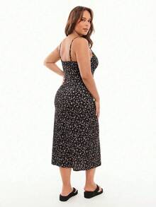 SHEIN EZwear 大码夏季休闲碎花侧开衩吊带连衣裙 - 彩色 - 查看 2