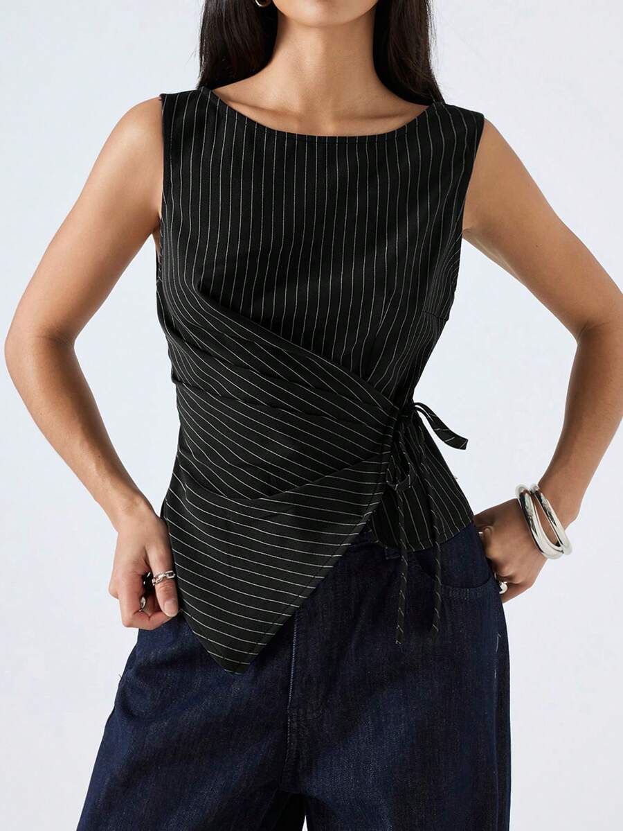 SHEIN EZwear 大码夏季休闲黑色条纹抽绳吊带背心,女士时尚无袖上衣,女士衬衫,休闲现代风格 - 黑色 - 查看 1