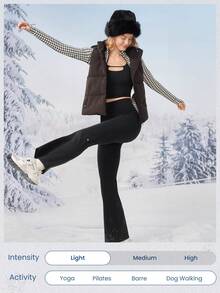 GLOWMODE FeatherFit™ Joyful Cutout 内置罩杯背心 圣诞节 假期 冬季 低冲击 瑜伽 日常 - 黑色 - 查看 5