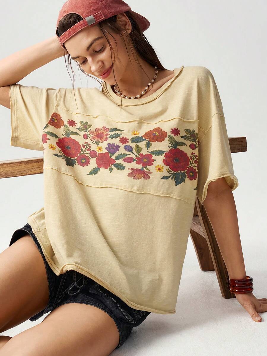Bohemela 这款波西米亚风女士休闲上衣，融合了Y2K波西米亚西部音乐节风格，采用复古水洗毛边做旧工艺和复古图案设计，版型舒适。既可作为夏季上衣，也可作为基础T恤，四季皆宜。无论是休闲外出、闺蜜聚会、音乐节、派对叠穿，还是居家休闲，都能轻松驾驭，尽显自由奔放、毫不费力的时尚感。也是女士夏季穿搭的理想之选。 - 黃色 - 查看 1