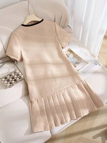 Elladie kids Tween Girl Round Neck Bow Decor Pleated Fashion Party & Casual Dress - Khaki - View 2