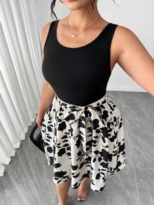 Elenzga Plus Size Women Plant Print Round Neck Sleeveless Casual Dress - Black and White - View 8