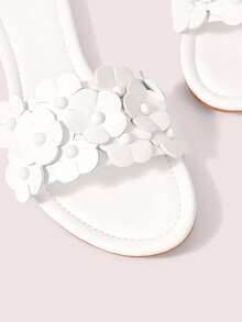 CUCCOO DOLLMOD Ladies White Flower Comfortable Flat Sandals, Sweet Style Flower Flat Sandals Spring Shoes - White - View 7