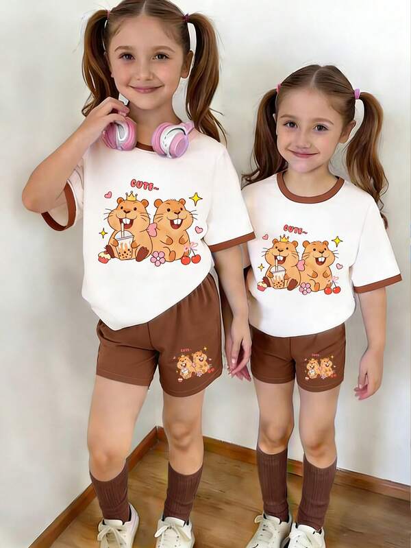 2件套少女休闲卡通海狸印花短袖T恤和短裤套装，夏季短袖短裤套装系列，适合女孩，可爱少女风上衣