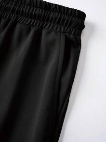 Manfinity Homme 男士火焰与字母K印花配套T恤短裤套装，卡其色，休闲装 - 黑色 - 查看 5