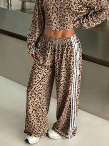 SHEIN EZwear 女士豹纹针织阔腿运动裤，春夏豹纹套装，动物纹套装，猎豹纹两件套裤装，两件套休闲套装，女士服装两件套，两件套休闲套装，女士两件套，女士两件套服装，女士两件套休闲装 - 卡其色 - 查看 3
