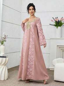 Al Najma 女士提花拼接优雅奢华阿拉伯传统长裙，2026新款穆斯林婚礼宾客礼服，最新款女士长袍，阿拉伯风格女士礼服，正式场合女士礼服，端庄优雅 - 粉色 - 查看 3