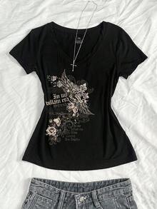 EMERY ROSE 加大码女式夏季V领修身T恤，复古十字花卉朋克亚文化动漫印花，短袖V领 - 黑色 - 查看 1