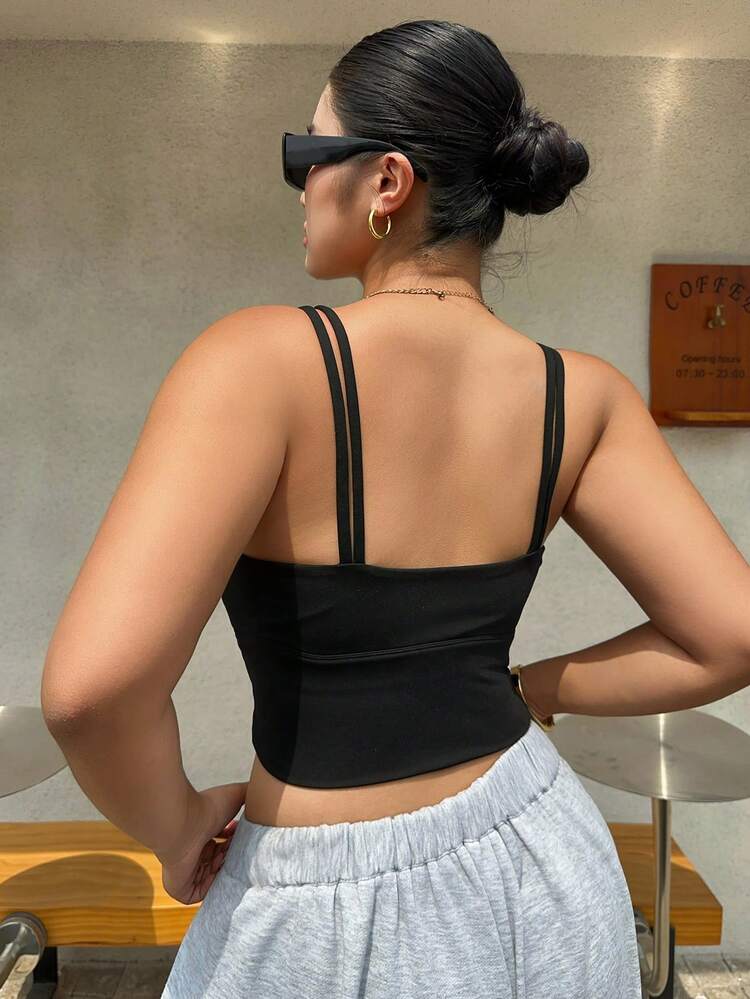 Dazy Plus Solid Color Elastic Tight-Fitting Padded Sports Bra Cropped Top