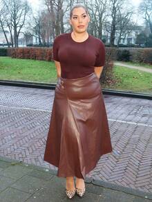 MelDlgn Plus Size Elegant PU Leather A-Line Skirt, Slimming And Commuter-Friendly - Coffee Brown - View 4