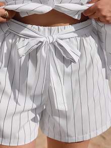 Juhart 大码女式梭织常规早春舒适休闲通勤亚麻黑白条纹长袖西装外套和短裤两件套 - 白色 - 查看 7