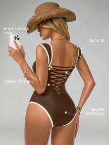 Shapewave Maiô feminino de uma peça com estampa de estrela-do-mar em preto e branco, efeito push-up, controle de barriga, sem costas e com amarração. Ideal para praia, férias e festas. - Castanho - Ver 2