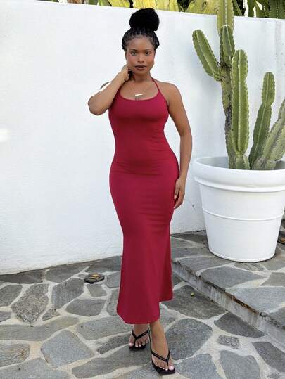 Tyla Gomez 女士纯色简约吊带领天鹅绒长款黑色返校节礼服酒红色长款女士服装