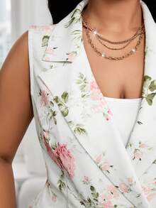 SHEIN Lady Plus Size Women's Elegant Floral Print Lapel Collar Double-Breasted Vest And Pants 2-Piece Suit Set, Suitable For Work Commute, Spring/Summer/Autumn Women 2 Pieces Sets Floral 2 Pieces Set Top And Pants Set For Women Pant Suit Summer Sets Women Suit Sets Ladies Floral Two Pieces Suits Woman Flower Print 2 Pieces Set Women's Business Casual Floral Pantsuits Elegant Two Pieces Sets For Women Sleeveless Blazer And Pants Set - Multicolor - View 6