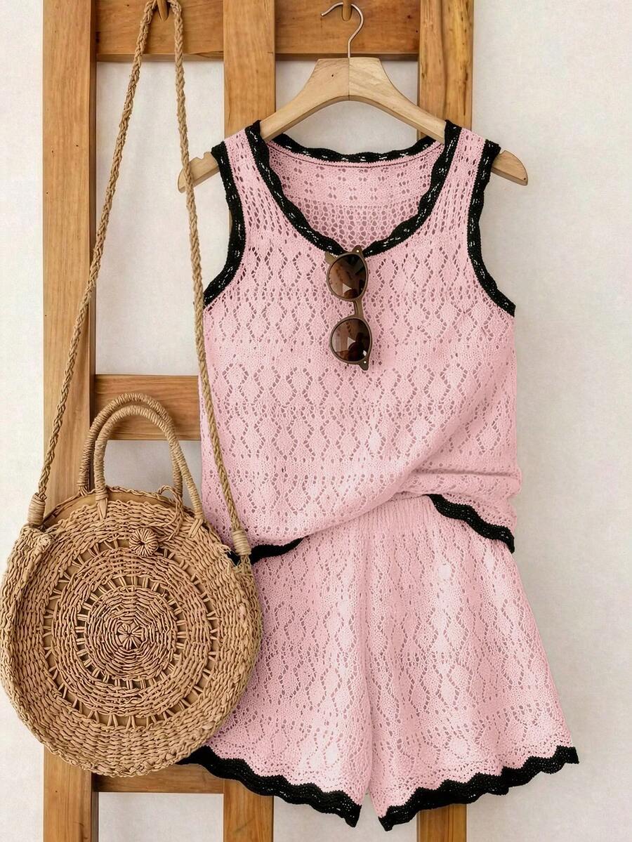 SHEIN Franclia 新款简约夏日度假风优雅镂空波浪领性感吊带修身连衣裙，撞色针织背心无袖毛衣两件套，春夏款 - 淺粉色 - 查看 1