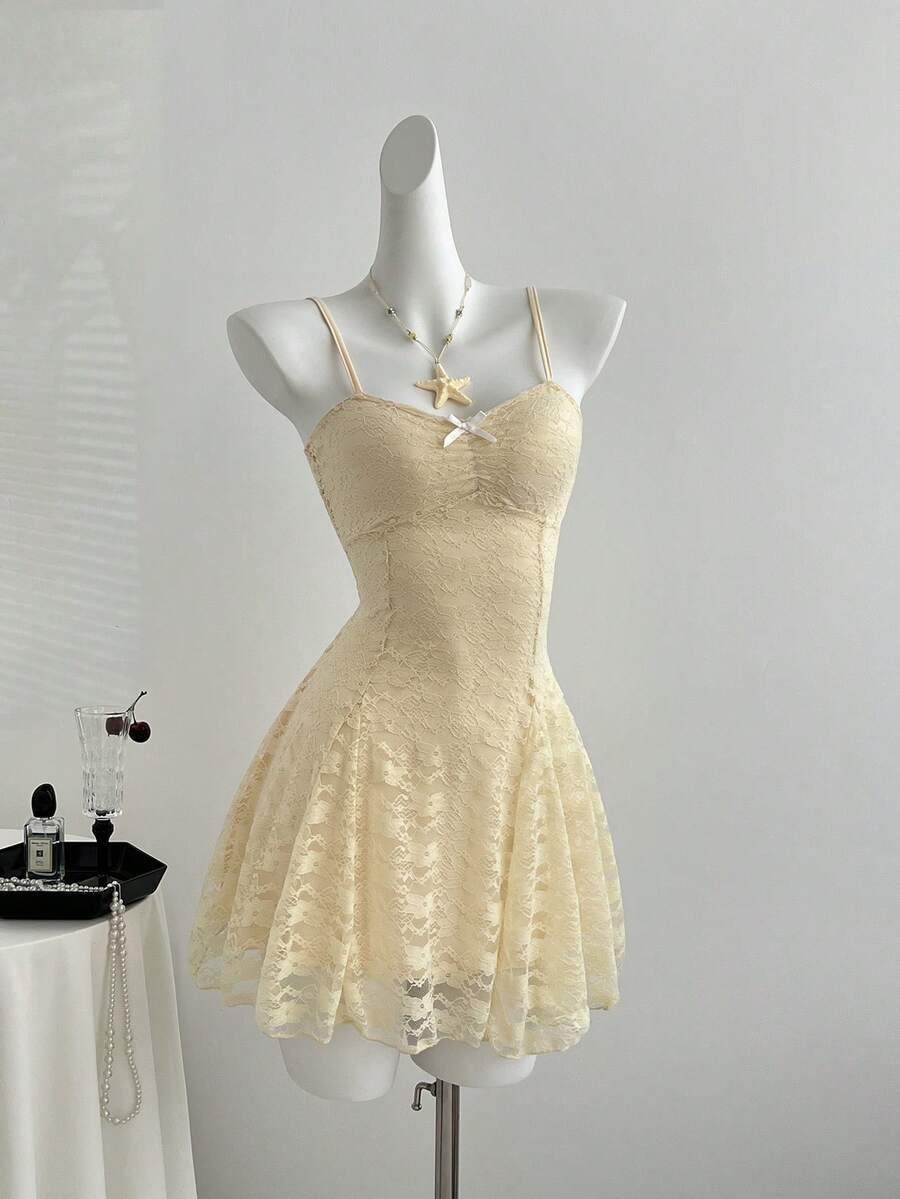 Sweetra 法式夏季优雅粉色蕾丝小众设计甜美吊带迷你连衣裙，女士款 - 杏色 - 查看 1