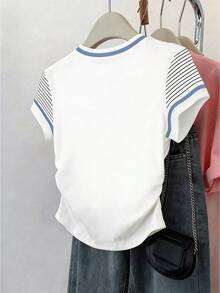 SHEIN Áo thun nữ tay ngắn dáng ôm, in hoa, xếp ly, kiểu dáng thường ngày. - trắng - Xem 2