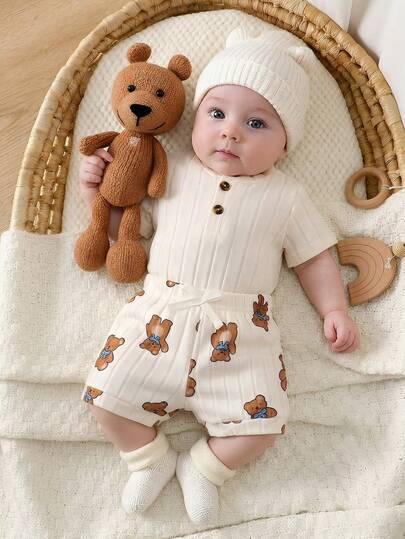 SHEIN 新生儿两件套：罗纹条纹短袖连体衣 + 小熊印花短裤，柔软舒适，日常穿着