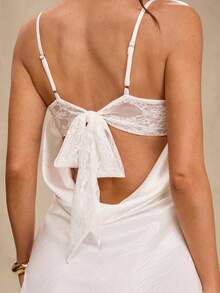 SHEIN BAE Đầm mini dáng chữ A màu trắng trơn sang trọng bằng satin, cổ chữ V, hở lưng, thắt dây ren, thích hợp làm đầm phù dâu, đầm trắng, đầm tốt nghiệp và đầm tựu trường cho nữ sinh. - trắng - Xem 7
