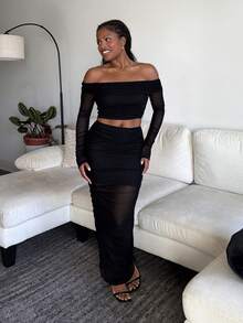 Tyla Gomez 一字肩短款上衣和褶邊鉛筆裙 - 黑色 - 查看 5