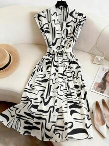 Franclia Women's Allover Print V-Neck Twist Front Long Party Dress - Black and White - View 1