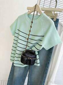 Franclia 休闲宽松圆领短袖针织条纹半开襟纽扣设计米色女士春夏套头毛衣 女士可爱上衣 短袖毛衣 短袖上衣 女士针织上衣 女士短袖上衣 女士休闲上衣 女士最新款上衣 女士服装 女士上衣和衬衫 职业衬衫 条纹针织上衣 女士短袖针织上衣 女士纽扣前开襟上衣 - 0.霧綠 - 查看 6