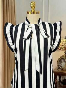 SHEIN Clasi 大码黑白条纹系带袖设计衬衫，休闲通勤装 - 黑與白 - 查看 4