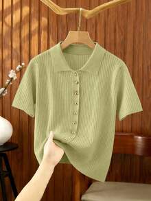 SHEIN Franclia 新款夏季休闲宽松百搭简约优雅柔软Polo衫，适合办公室、工作、通勤等场合，金属纽扣设计，修身剪裁，款式简洁大方，男女皆宜，极简女式开衫 - 綠色 - 查看 5