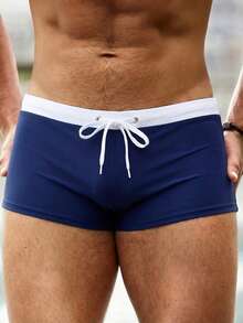 Màu xanh hải quân