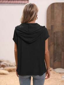 SHEIN LUNE Camiseta con capucha de unicolor casual para mujer, de verano - Negro - Ver 2