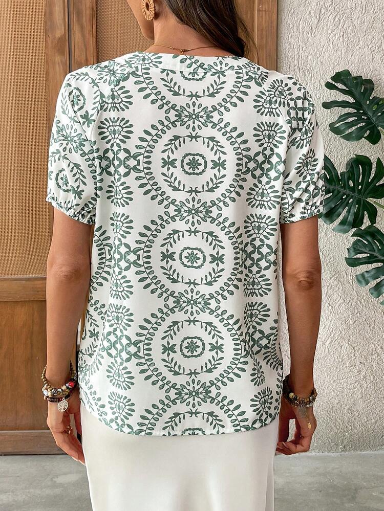 Women's Vacation Plant Pattern V-Neck Short Sleeve Blouse Going Out Tops For Women Going Out Outfit Summer Top Casual Blouse For Women Beautiful Blouses For Women Summer Shirts Vacation Outfits Women Women Shirts For Summer Summer Tops For Women Vacation Women's Tops And Blouses Women's Tops For Summer Women's Summer Outfits Women Vacation Outfit Sets