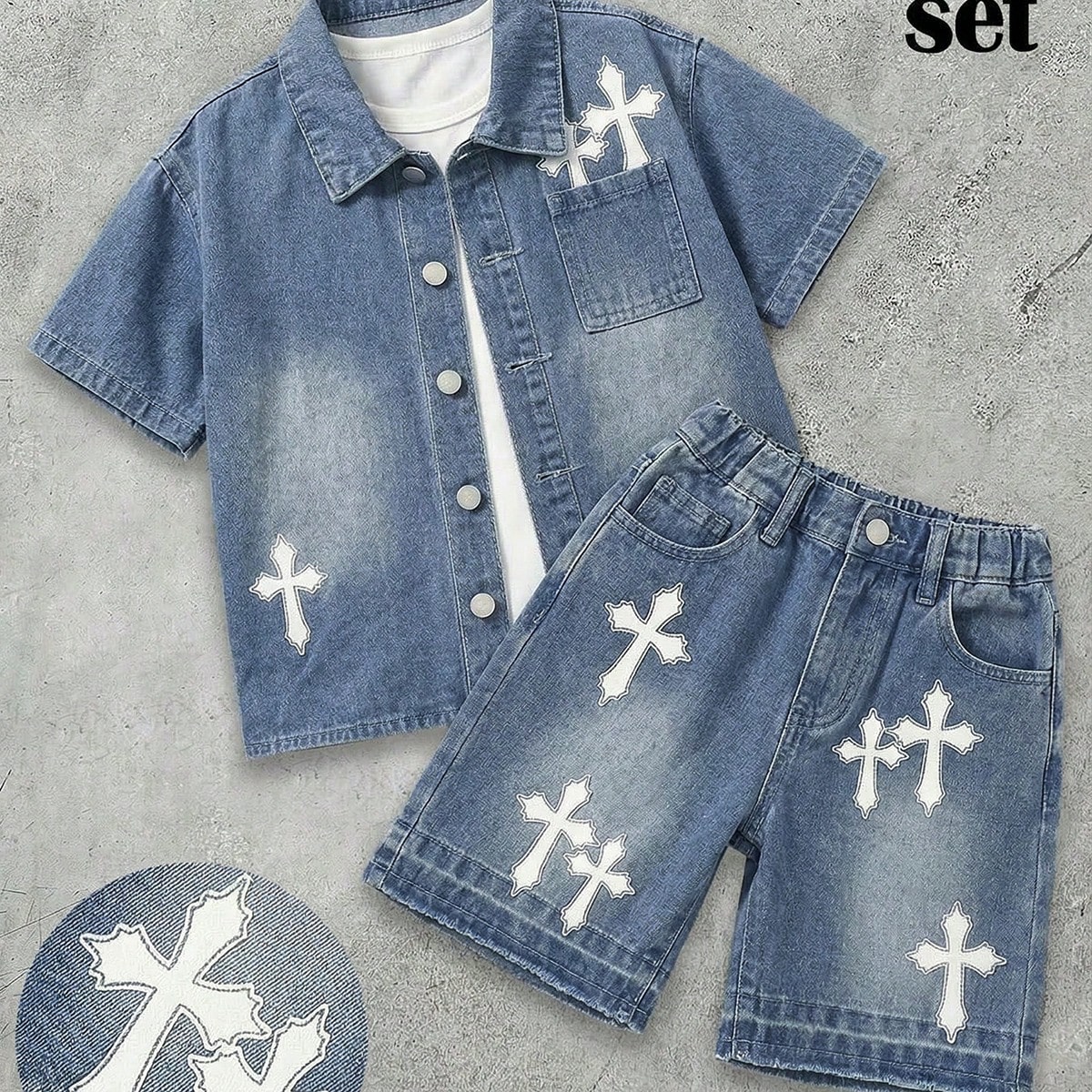 Conjunto de 2 piezas de camisa de mezclilla negra con patrón de cruz y pantalones cortos para niño pequeño