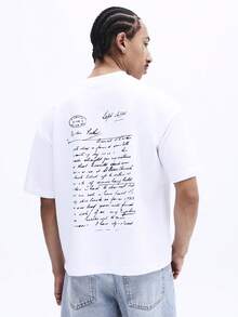SUMWON Maglietta girocollo a maniche corte con vestibilità regular da uomo, con stampa a scritto a mano sul retro, casual, adatta per l'uso quotidiano estivo - Bianco - Visualizzare 1
