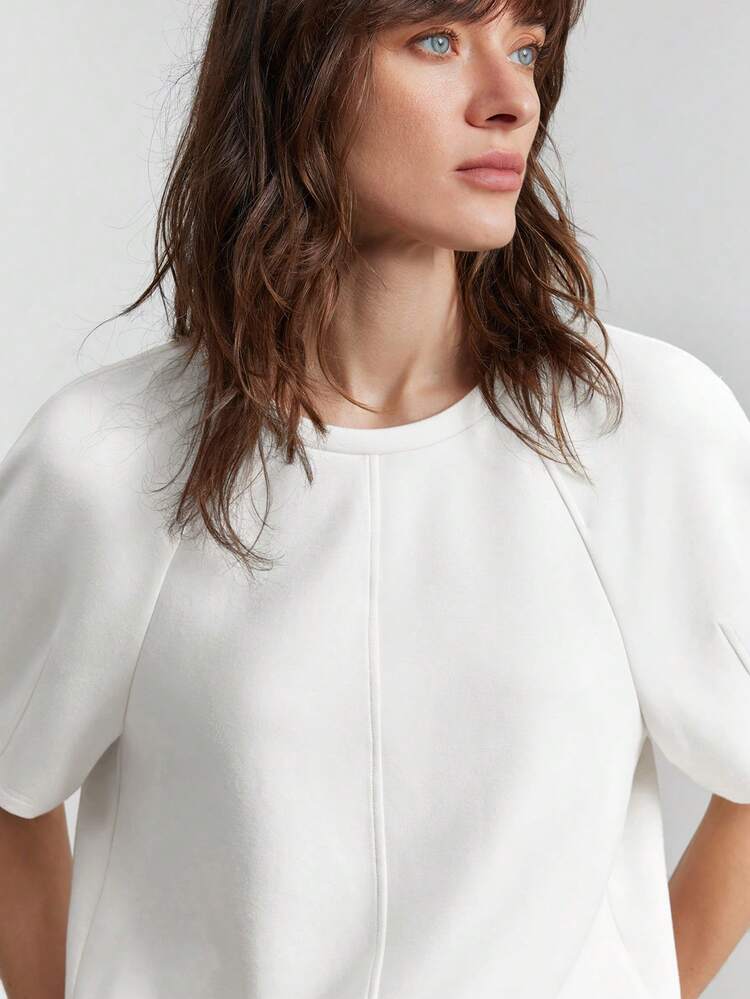 Women's Comfortable And Skin-Friendly Elastic Fabric Round Neck Raglan Sleeve H-Silhouette Design With Cuff Shaping, Bodice Splicing Accent, Chic Urban Casual Business Wear, High-Quality Airport Fashion, High-End Crew Neck T-Shirt Series,Summer Top