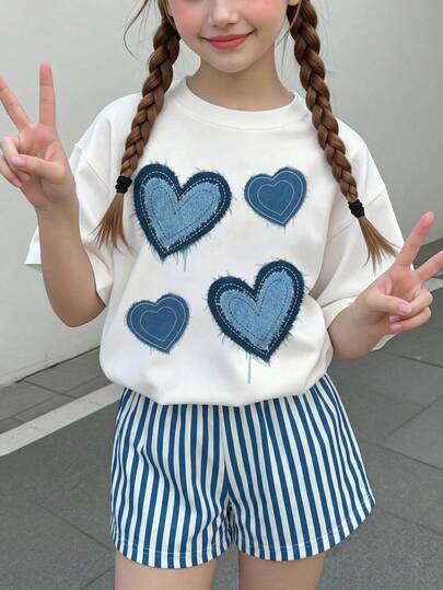SHEIN 2pcs/Set Girls Casual Cute Heart Pattern Loose Round Neck Short Sleeve T-Shirt And Striped Loose Shorts, Suitable For Spring And Summer