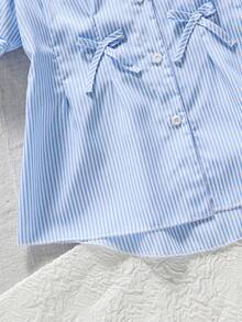 SHEIN Vintaside Kids 条纹前开襟短袖休闲衬衫，灯笼袖，蝴蝶结腰部褶裥A字版型，修身显瘦，适合通勤、度假休闲等场合，夏季穿着。 - 藍色 - 查看 3