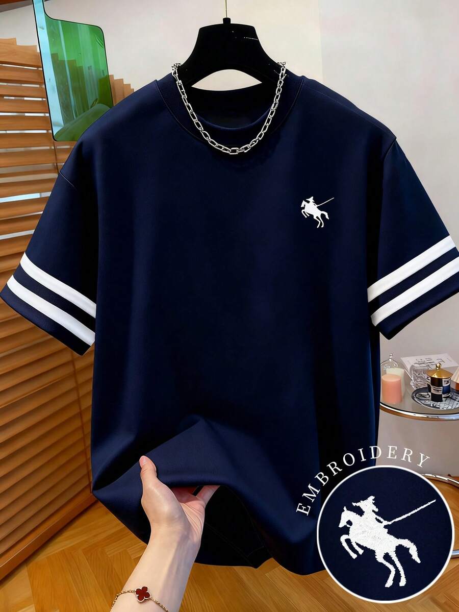 Manfinity Dauomo 男士圆领印花刺绣T恤 - 圆领休闲上衣 - 轻薄T恤，适合所有季节 - 彩色 - 查看 1