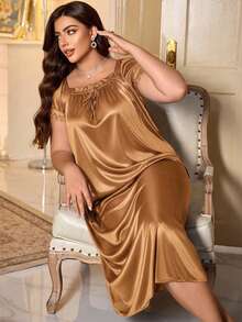 MuseNap CURVE 大码女士褶皱方领刺绣缎面睡裙 - 棕色 - 查看 4