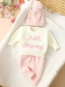 SHEIN 3Pcs Set Baby Hospital Arrival Announcement Outfit 1-3 Month Baby Knitted Tops And Pants With Hat Newborn Photo Shoot Props Neutral Baby Coming Home Outfit - Baby Pink - View 4