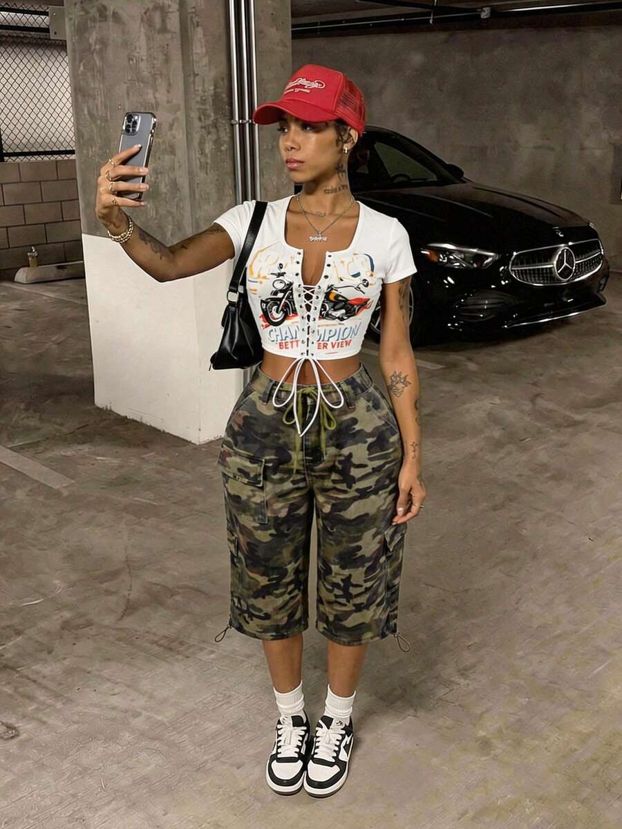 Slaydiva 女士迷彩印花系带抽绳下摆休闲牛仔裤 - 軍綠色 - 查看 1