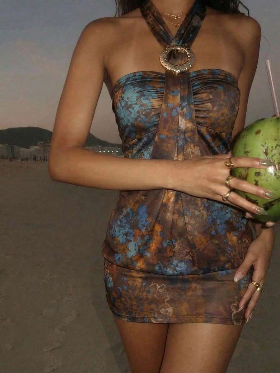 Aloruh 女士Y2K前卫性感紧身露背金属纽扣装饰迷你紧身夜店连衣裙，黑色