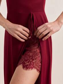 SHEIN 对比色蕾丝性感女士开衩睡衣睡裙 - 酒紅色 - 查看 9