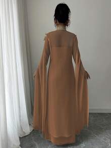 Rafferiza Elegante, digno y grácil conjunto de 2 piezas: vestido largo y chaqueta - Marrón - Ver 2