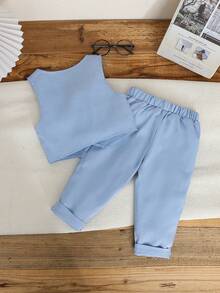 SHEIN 两件套男婴绅士西装，包含梭织背心和长裤，不含衬衫和配饰，适合生日派对、婚礼、舞台表演等场合，也可作为男婴服装、宝宝第一个母亲节服装、亲子装或母女装。 - 藍色 - 查看 2