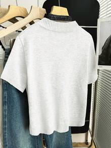 Franclia Áo kiểu vintage mới, dáng rộng, cổ chữ V, tay ngắn, thiết kế xếp lớp, phù hợp cho công sở và đi làm, kiểu dáng tối giản Hàn Quốc, thắt nơ bất đối xứng, chất liệu dệt kim màu trung tính, thích hợp cho công việc. - trắng - Xem 2