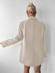 Ritzy Row Blazer Wanita Kasual Ukuran Besar dengan Bantalan Bahu, Panjang Sedang, Kancing Ganda - Krem - View 2