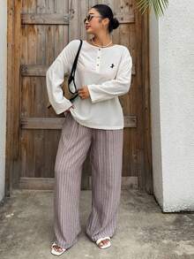 Dazy Plus 2 piezas Conjunto de ropa de casa informal, blusa suelta con bordado de caballo y pantalones largos, pijama para mujer talla grande - Blanco - Ver 6