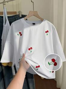 Comfortcana Áo thun tay ngắn cỡ lớn màu trắng thêu hoa anh đào - trắng - Xem 3