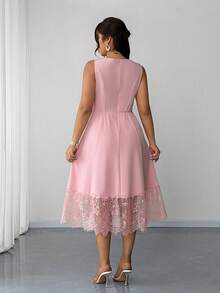 Elenzga Plus Size Women's Spring/Summer New Soft & Smooth Fabric Pink Square Neck Sleeveless Dress, Waist Lace Patchwork Midi Dress. Suitable For Daily Gathering, Sweet Date, Valentine's Day Afternoon Tea, Graduation Party, Beach Vacation, Travel, New Year Music Festival, Elegant Carnival, Romantic Wedding Season And Gentle Guest Attire: Sweet Elegant Style, Minimalist Fashion Plus Size Dress. - Pink - View 2