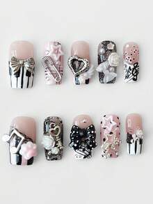 Đen trắng hồng ren